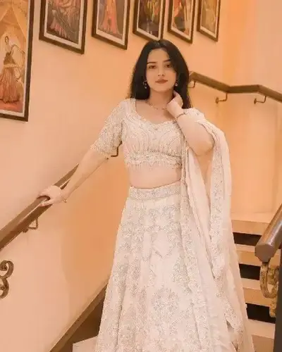 Escort Baloda Bazar